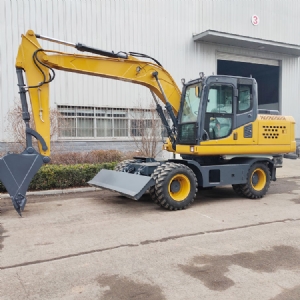 135型輪式挖掘機