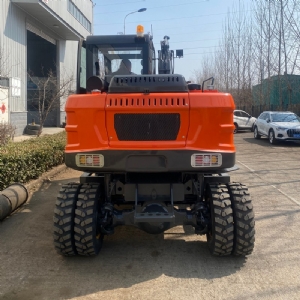 85輪式挖掘機(jī)